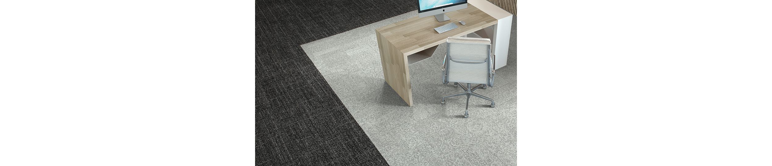 Interface Open Air 405 carpet tile in overhead view with small wooden workstation image number 5