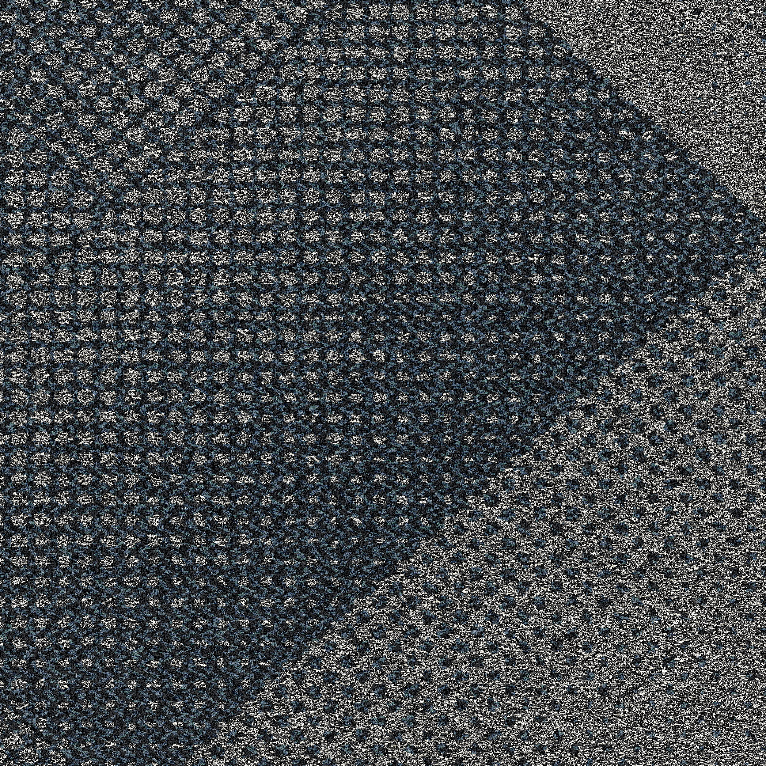 Upward Bound Carpet Tile In Cobalt numéro d’image 4