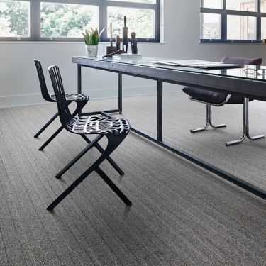 Interface WW860 plank carpet tile in work area with table and chairs image number 1