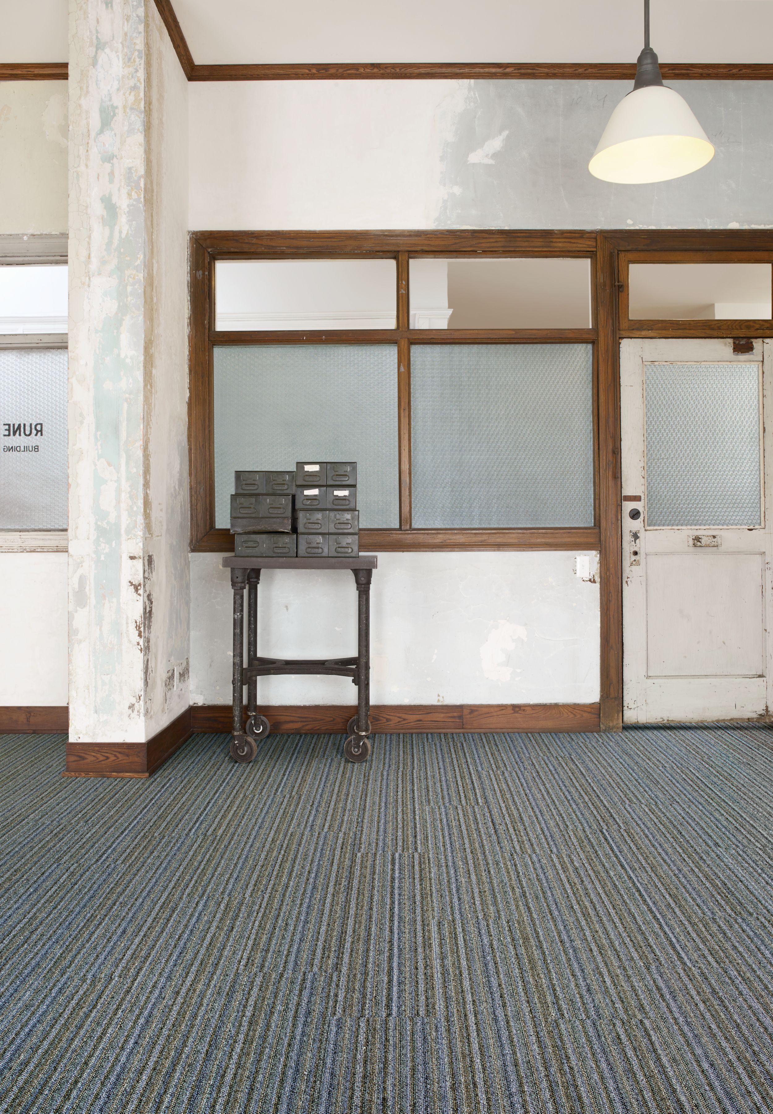 Interface WW865 plank carpet tile in office common area with file cabinet número de imagen 7