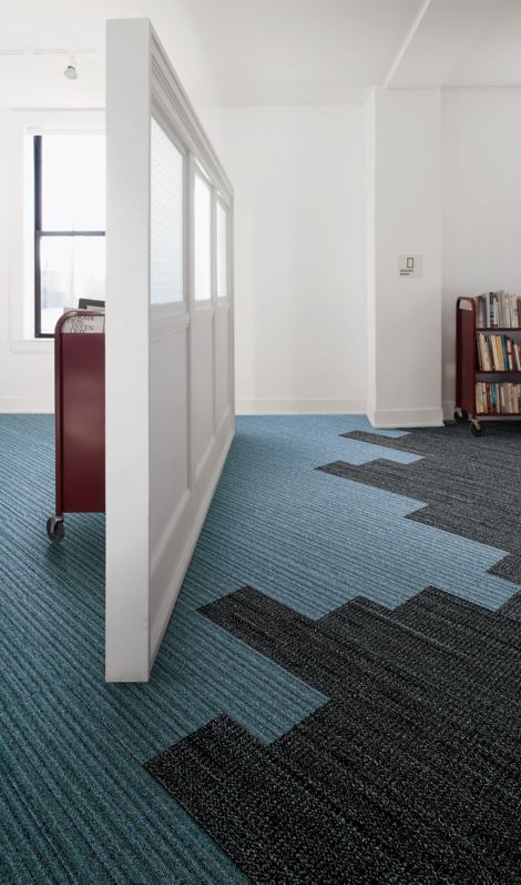 Interface WW865 and WW870 plank carpet tile in office with dividing wall image number 2