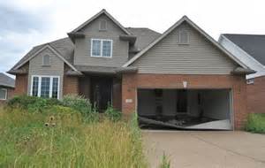 house subsiding