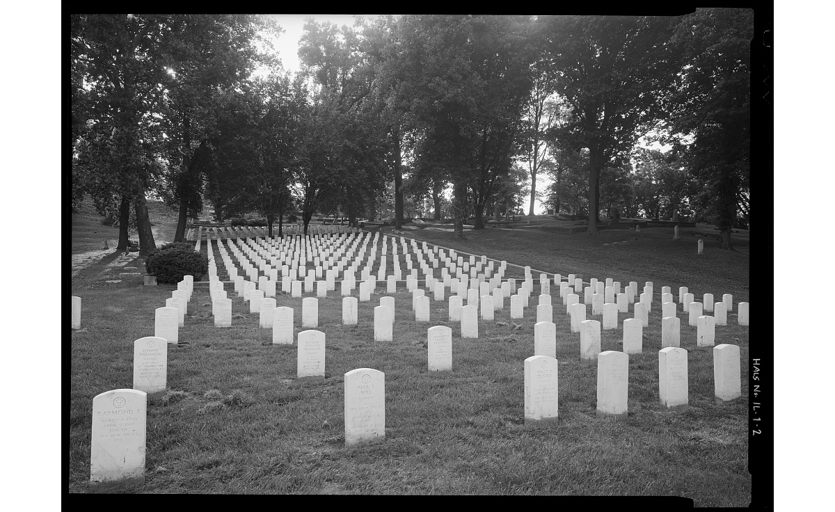 Alton, Alton National Cemetery, 600 Pearl Street (HALS IL-1)