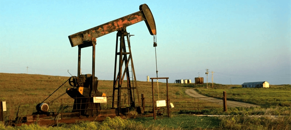 Oil well on a Illinois farm