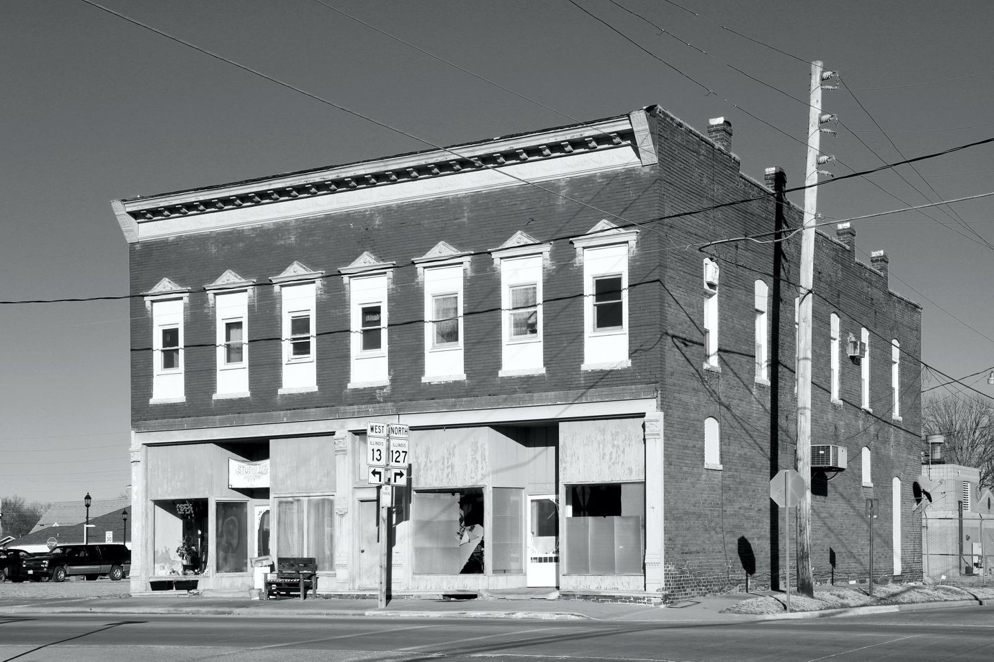 Pinckneyville, H.W. Hincke Commercial Building, 14-16 South Main Street (HIBS PY-2020-2)