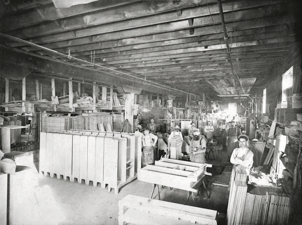 The cabinet shop at Rockford Standard Furniture Company, Rockford, in 1901.