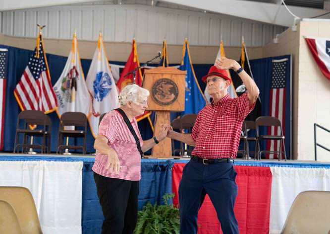 seniors dancing at the fair