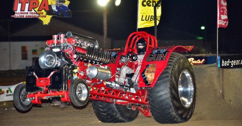 photo of tractor pull