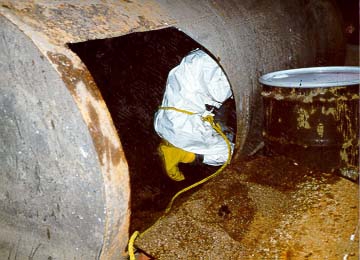 Underground Storage Tank Cleaning (30479 Bytes)