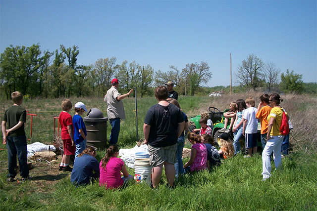  A group of volunteers receiving their instructions.