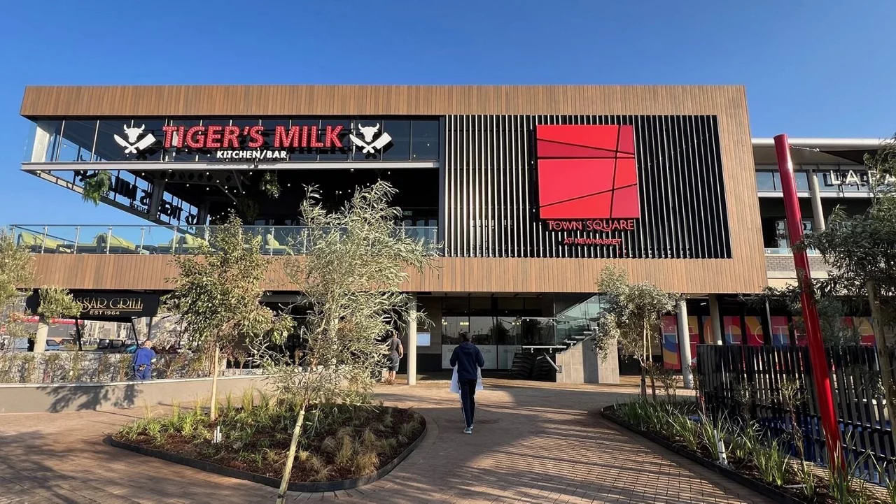 Shopping mall with multiple brands
