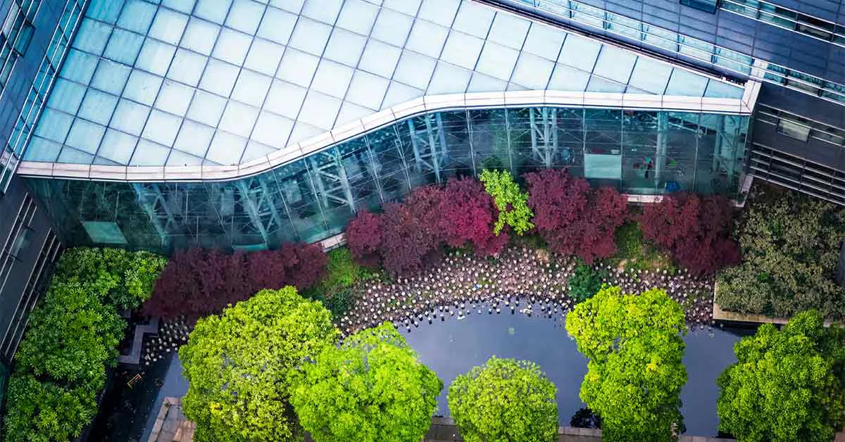 Sustainable workplace building