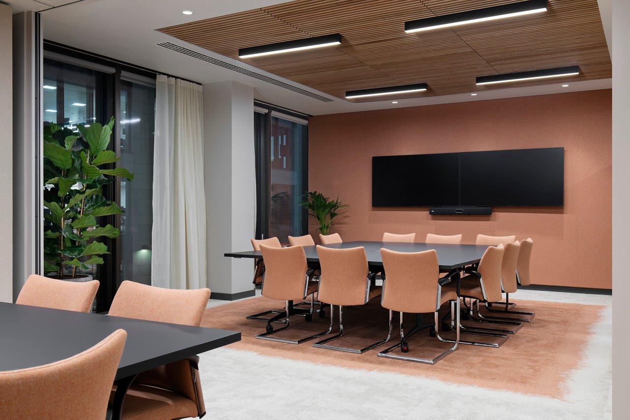 JLL’s Leeds office features refurbished meeting chairs from JLL Birmingham and tables reused from LaSalle London