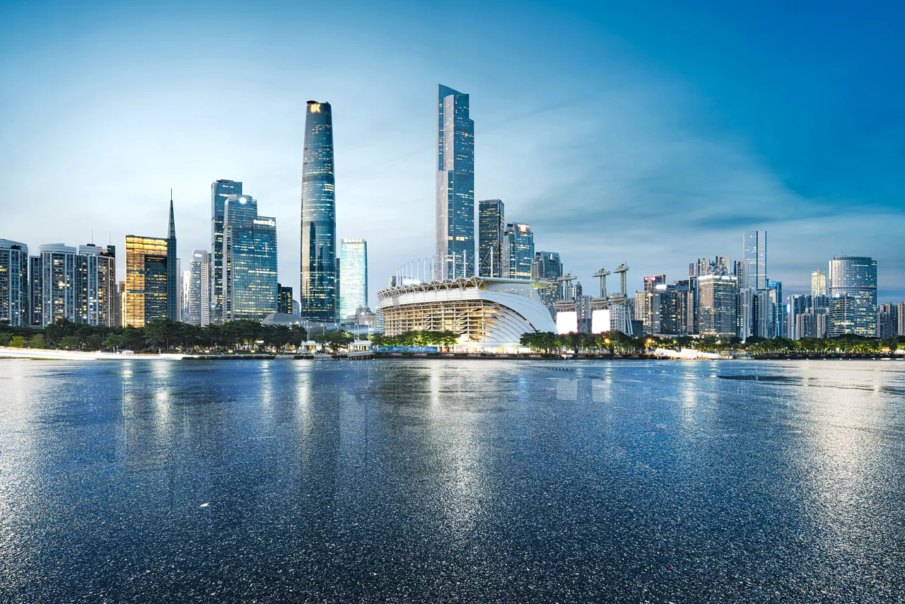 中国南部，广州市天际线