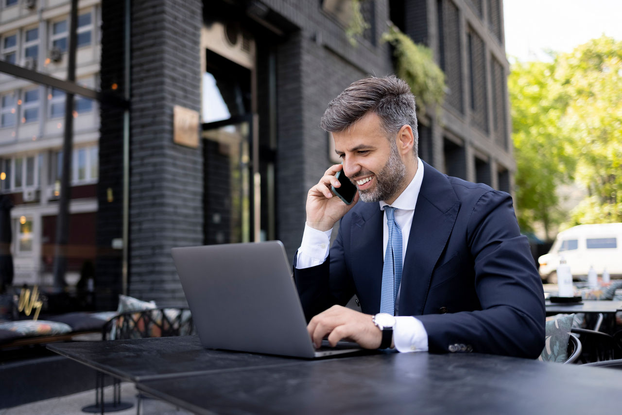 Real estate technology solutions and tech consultancy | JLL