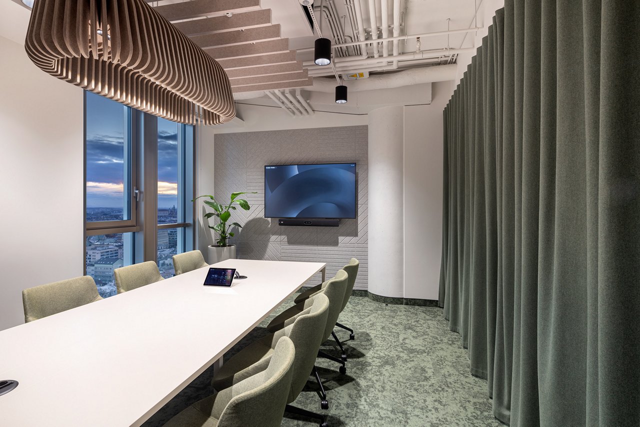 Side view of JLL Karkow office meeting rom