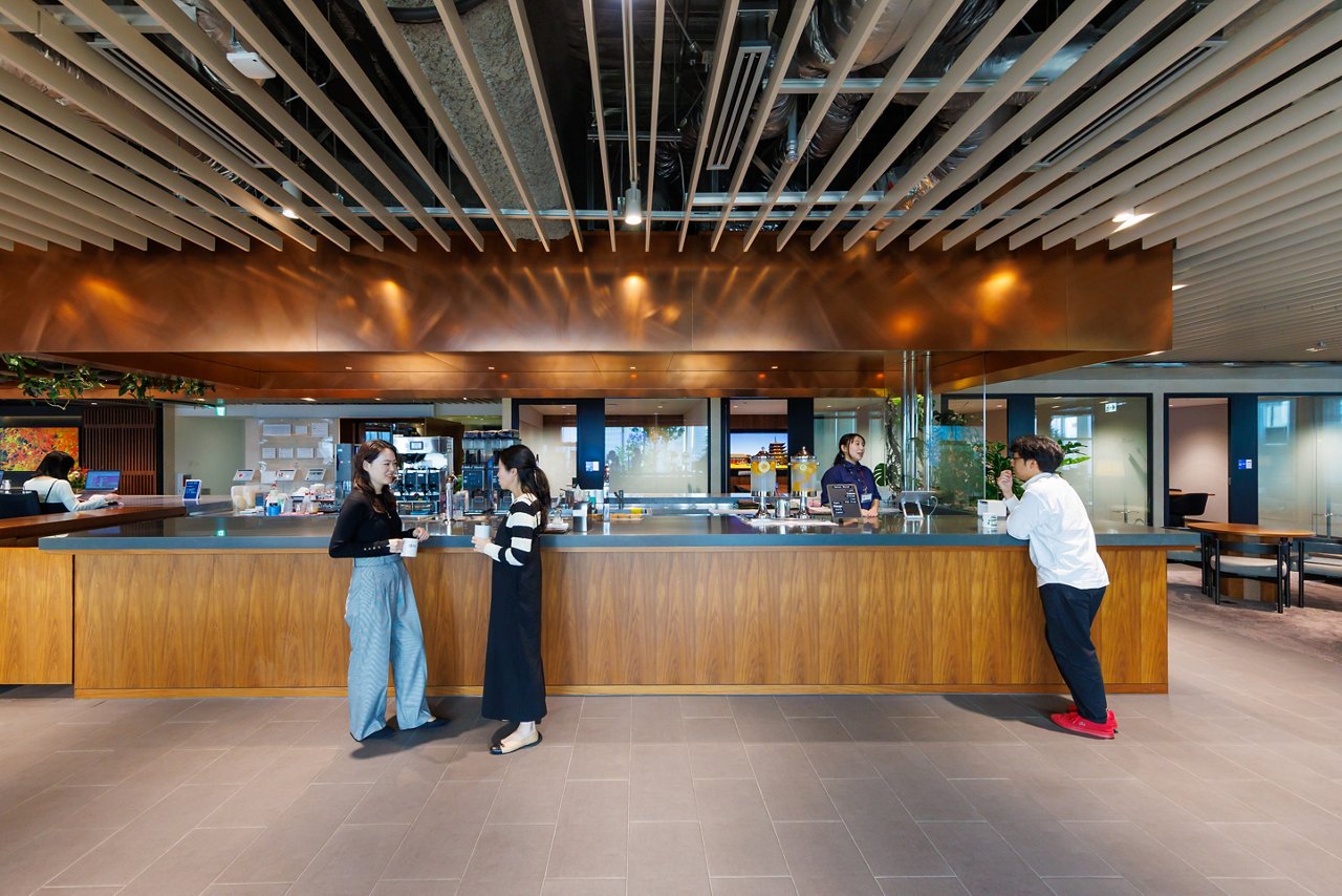 JLL東京オフィスの社内カフェ