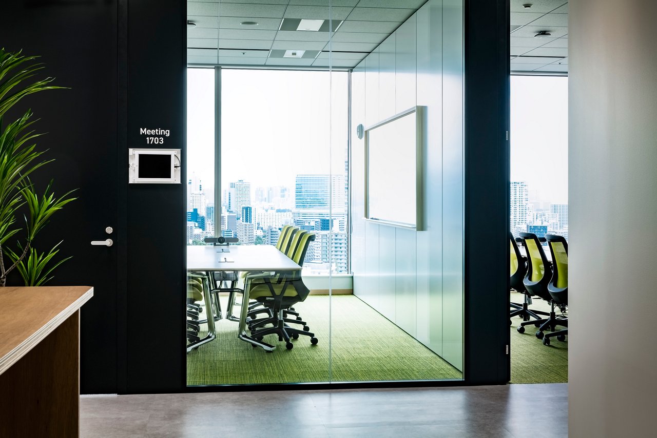 多種多様な会議室を整備