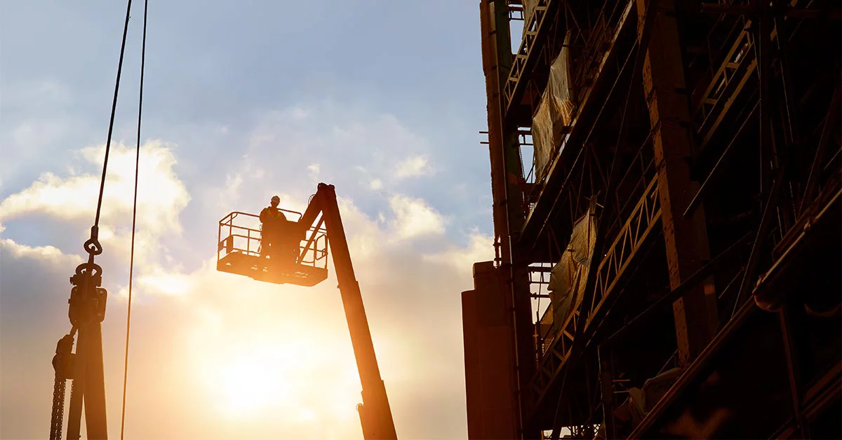 worker in crane