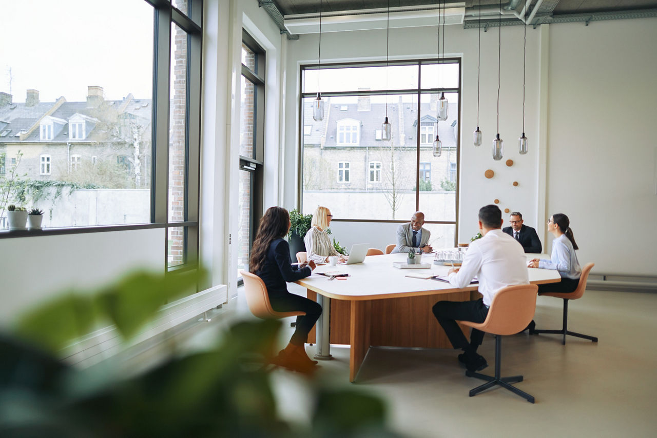 Commercial real estate due diligence - Services | JLL