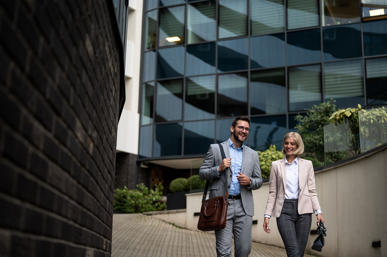 Real estate investment sales - Capital markets | JLL