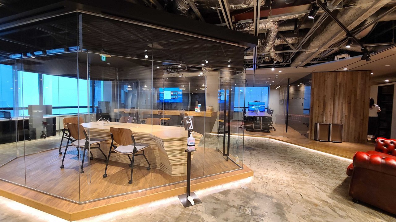 さくらインターネットの新オフィスの会議室