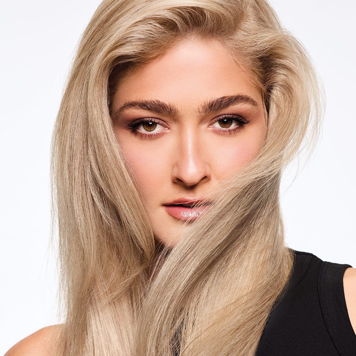 image of a woman with blonde hair