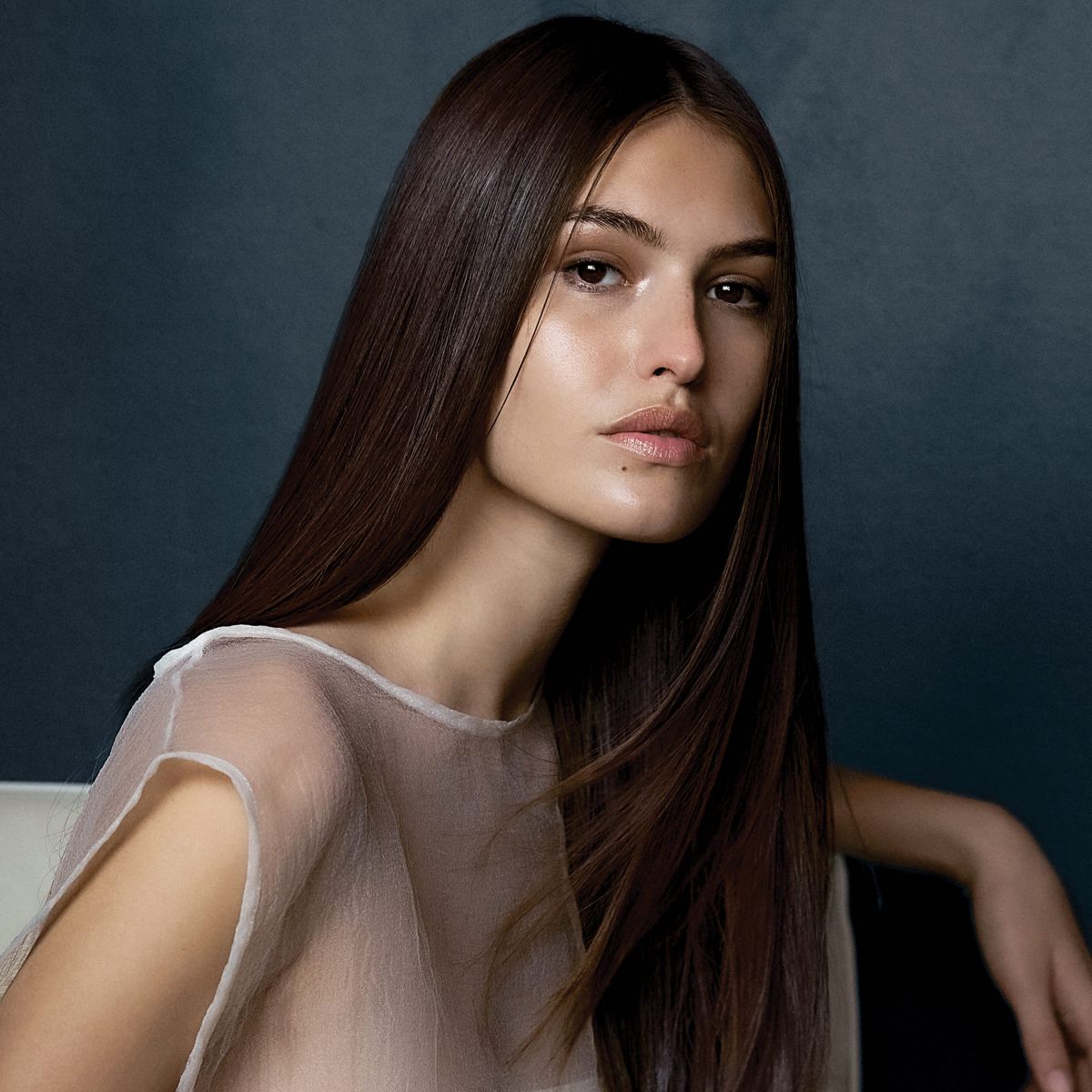 image a model with straight brunette hair