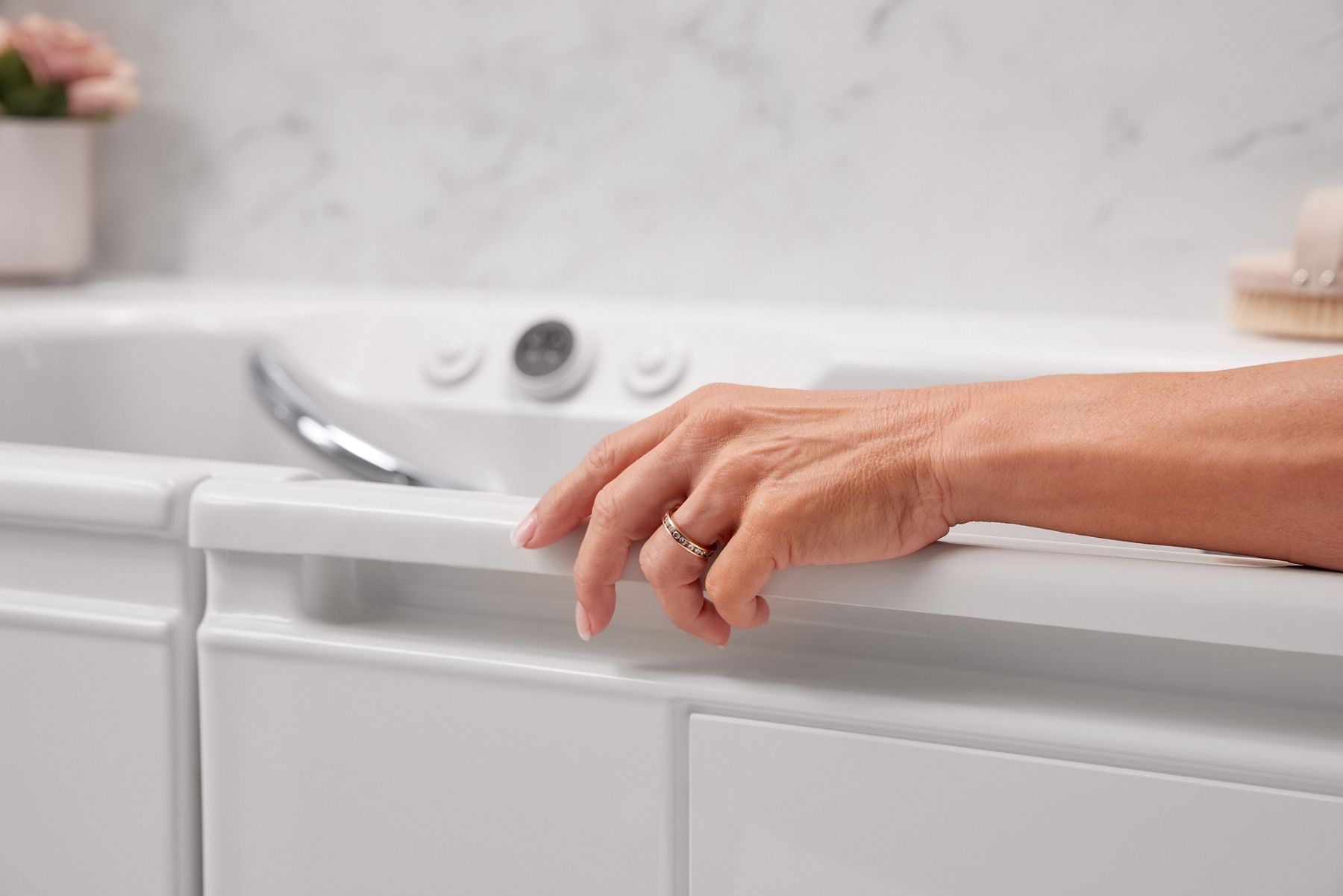 Easy-to-Grip Handrails