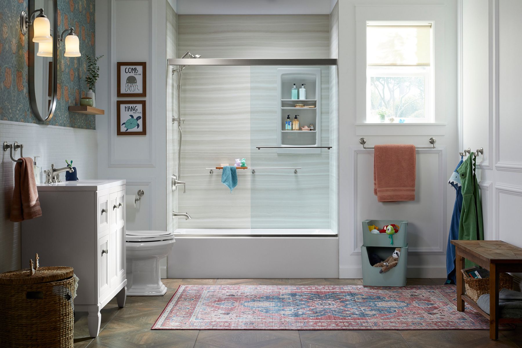 <p>62" H Sliding Bath Door</p>
