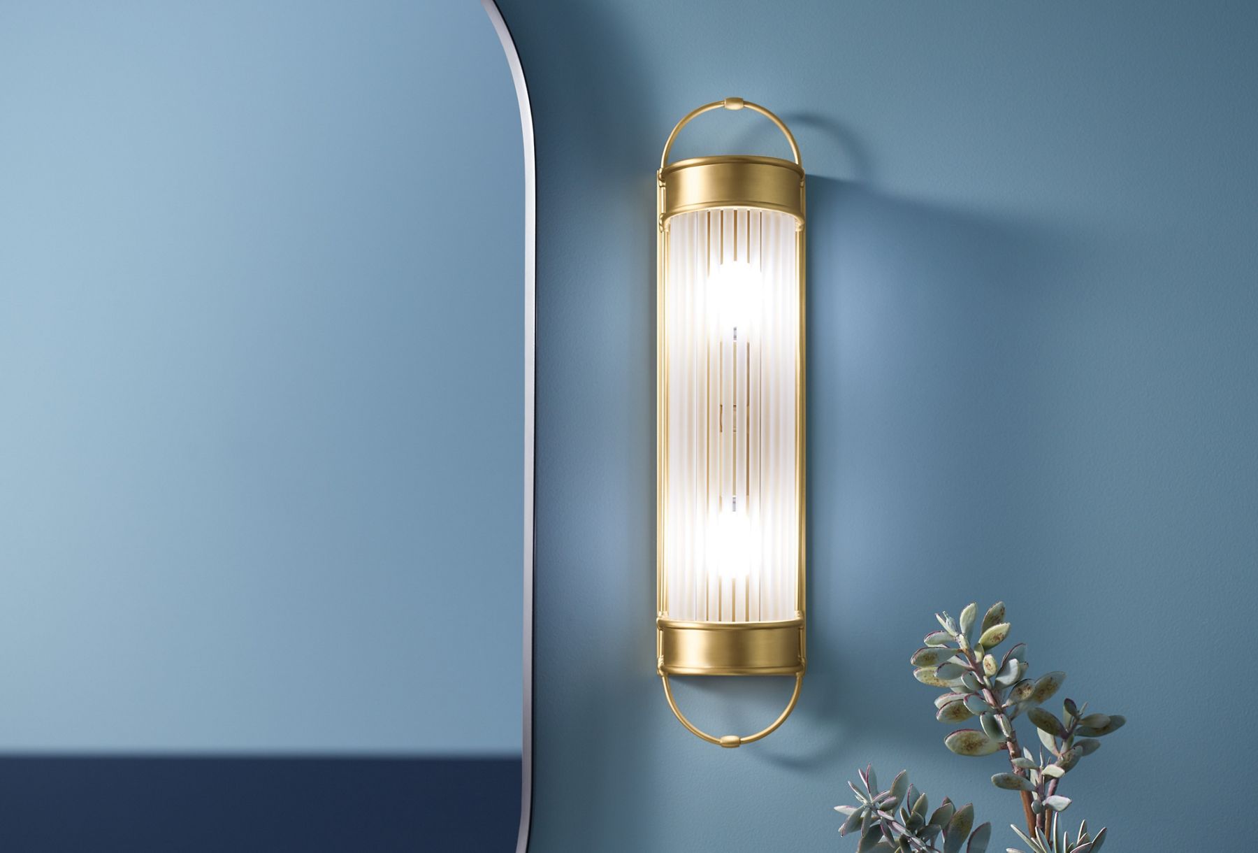 Terret sconce in Brushed Moderne Brass