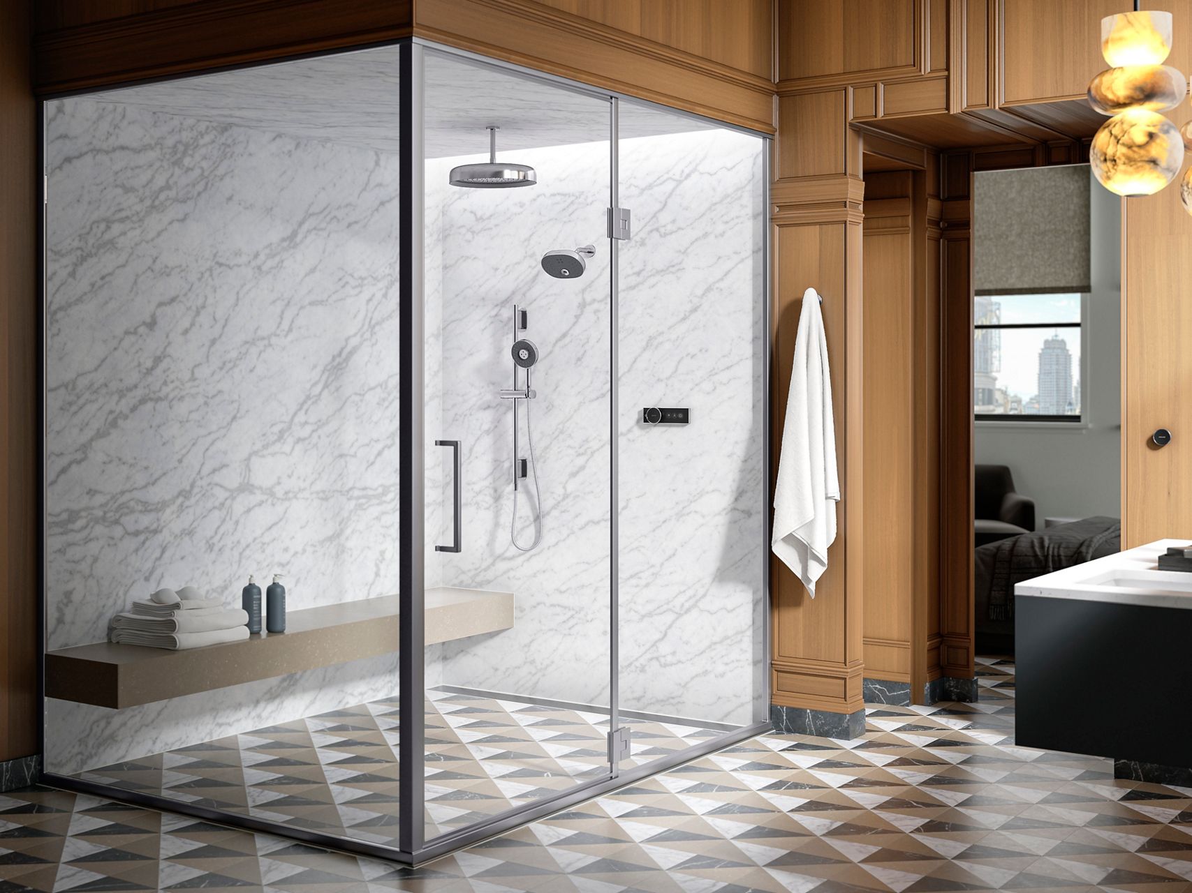 Une douche de plain-pied d’inspiration classique avec des murs en marbre blanc et gris, une commande de douche numérique Anthem de KOHLER et une pomme de douche Statement, des jets corporels oblongs, une glissière et une douchette.