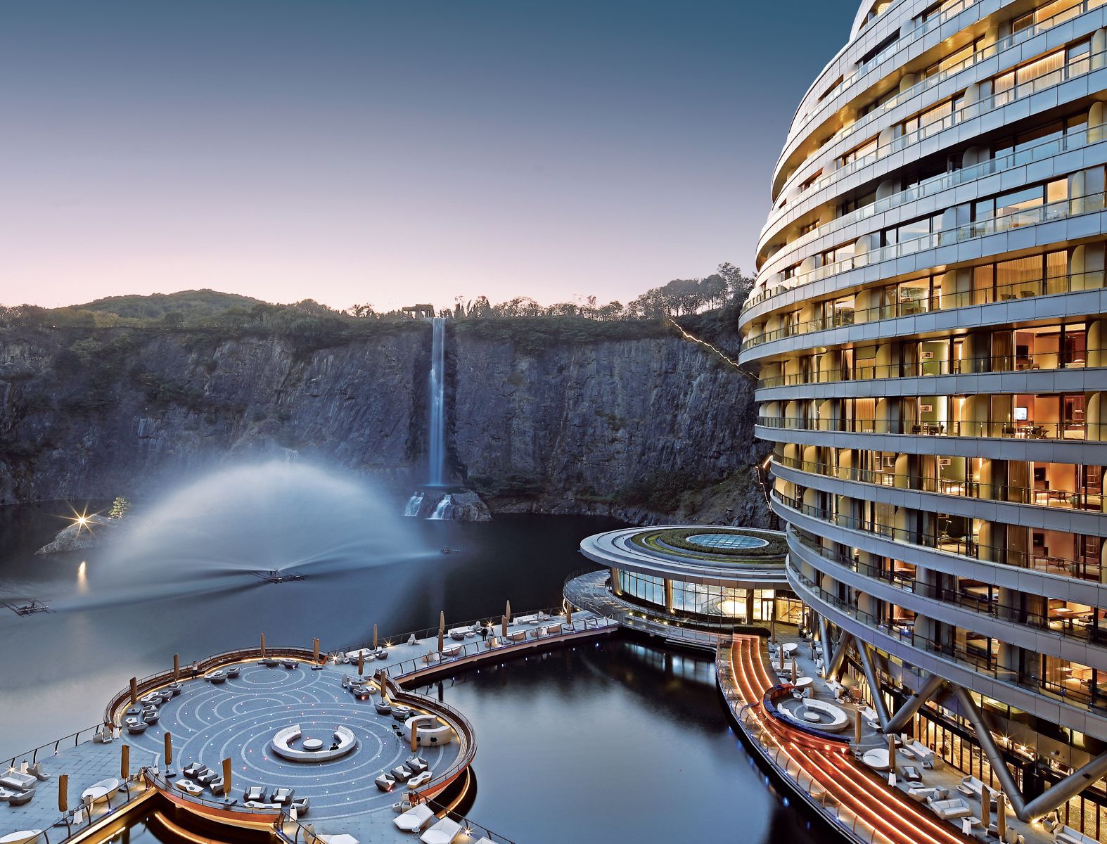 InterContinental-Shanghai-Wonderland