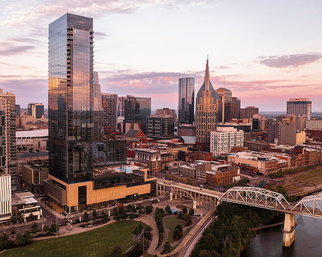 An exterior view of the Four Seasons Nashville in the heart of downtown.