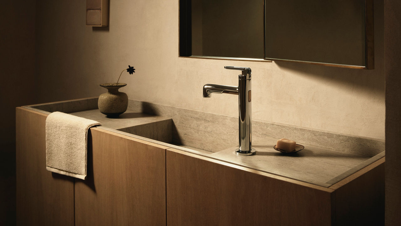 SINK FAUCETS