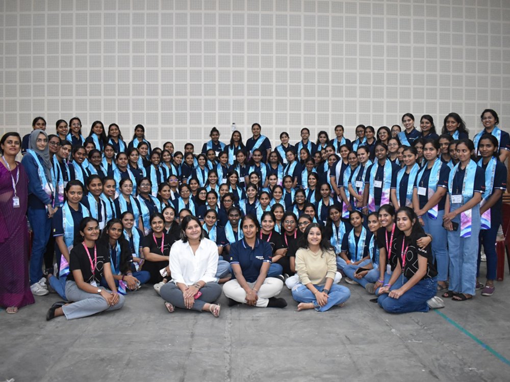 Group of recent graduates who participated in the India Hackathon