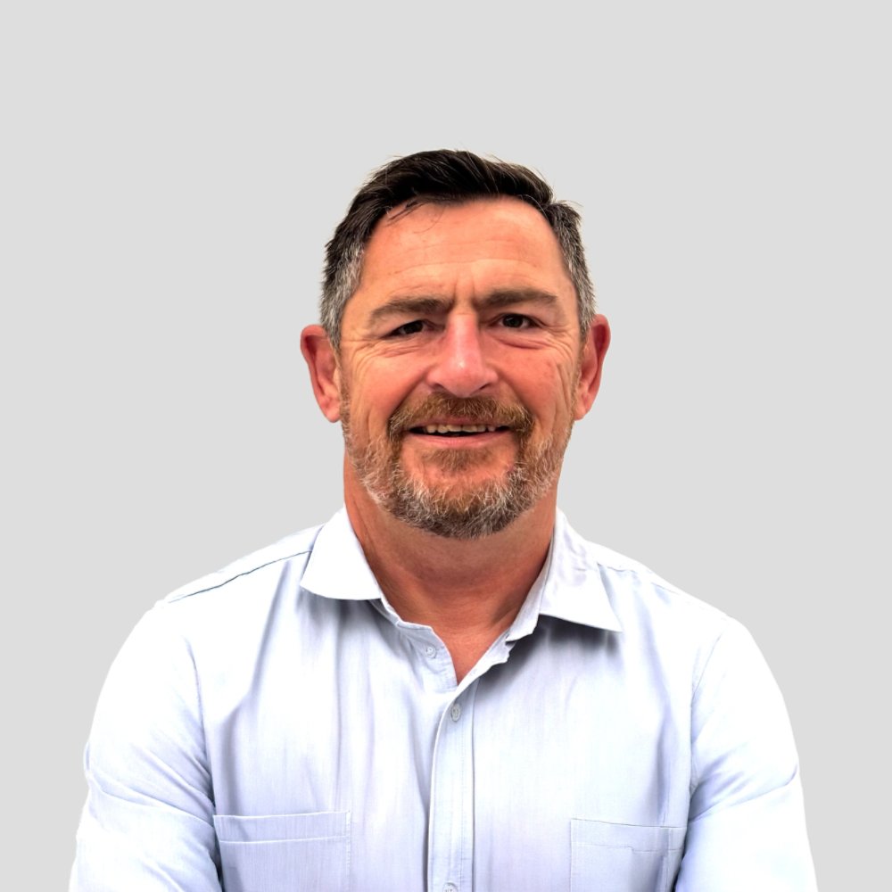 Simon Gillespie portrait - 16x9 format
