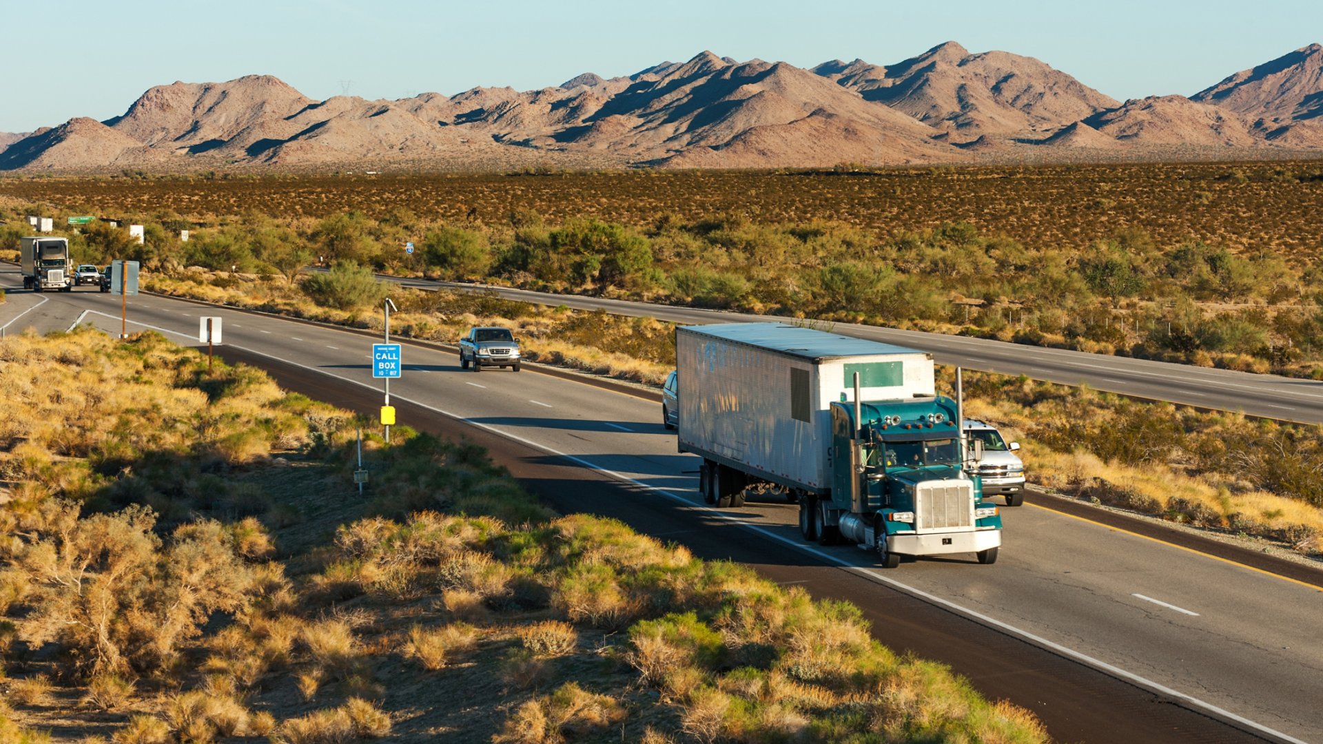 Traffic moving across America on interstate I-10