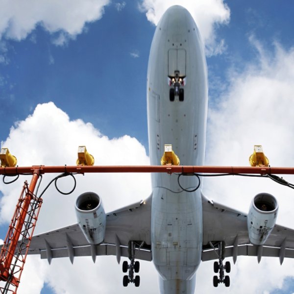 600-07240899
© Andrew Kolb
Model Release: No
Property Release: No

Low angle view of jumbo jet landing at Pearson International Airport, Toronto, Ontario, Canada12