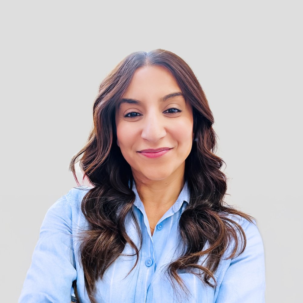 Headshot of Aysha Vaks