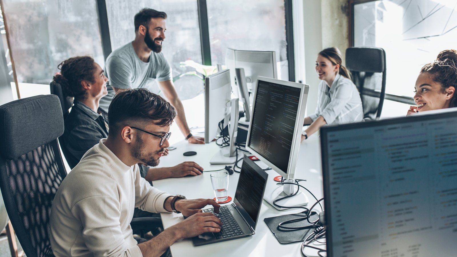 group-of-software-engineers-in-meeting