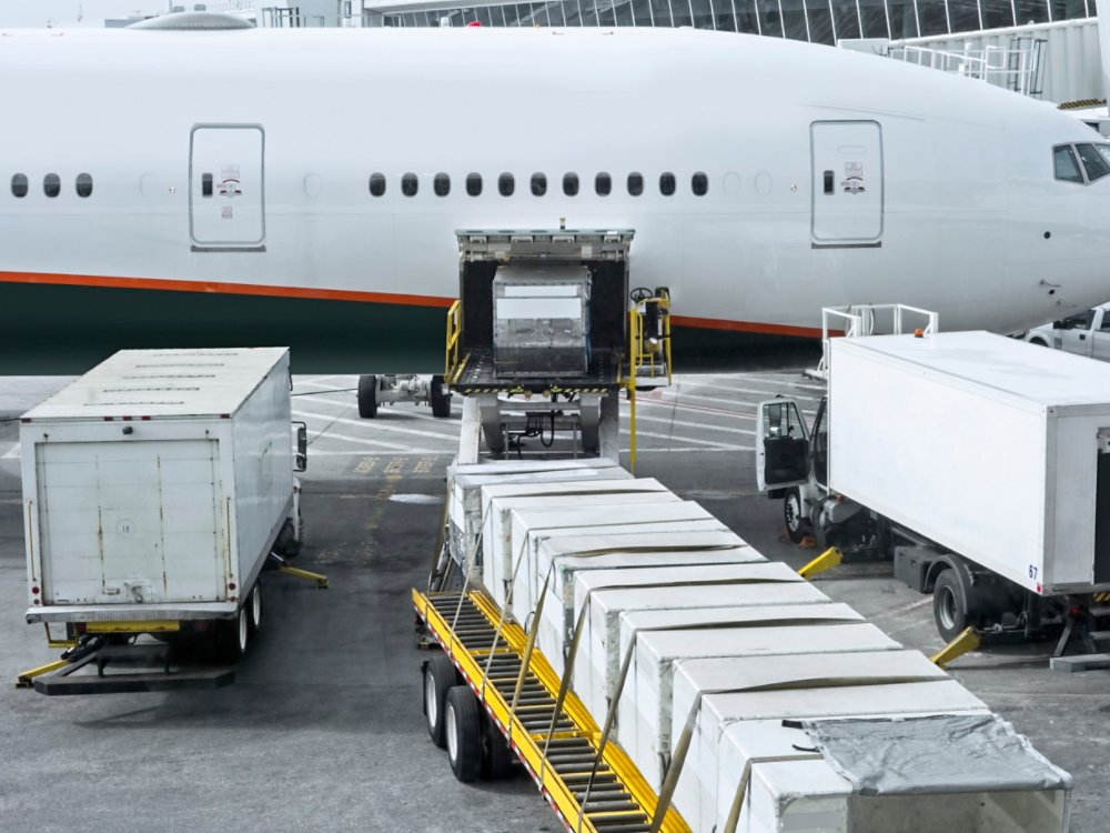 Loading an airplane in airport