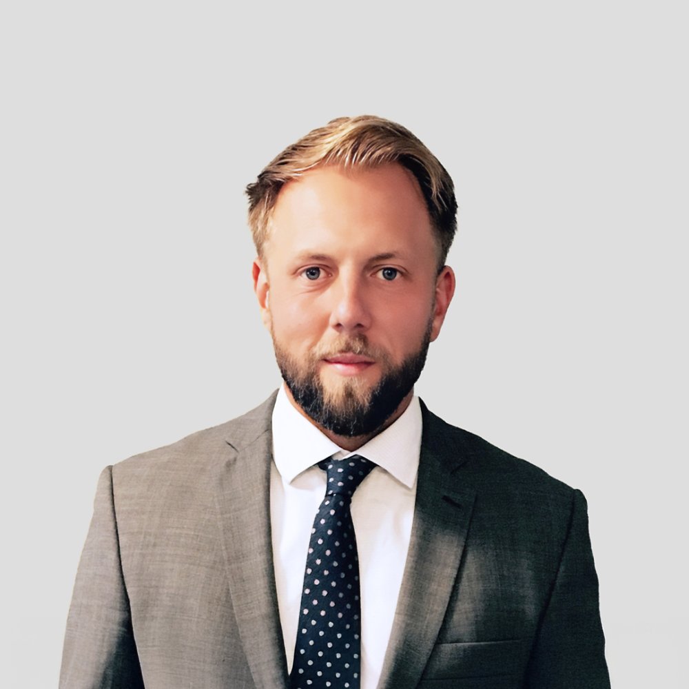 Headshot of Jason Zebrowski