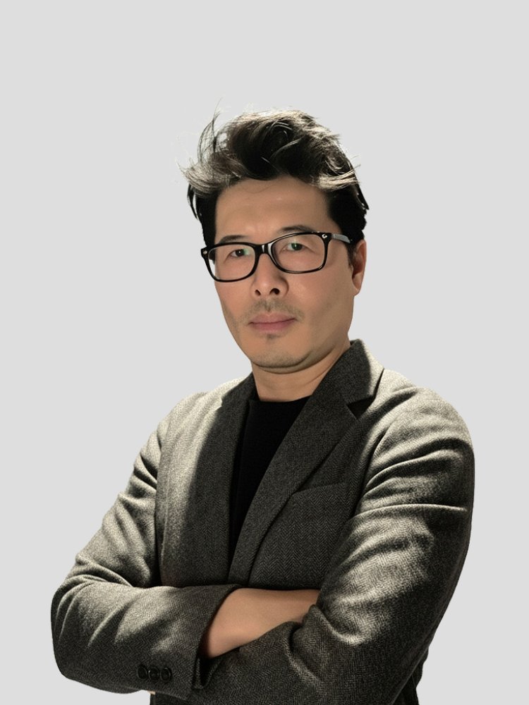 Mervyn Tan 11x12 format portrait