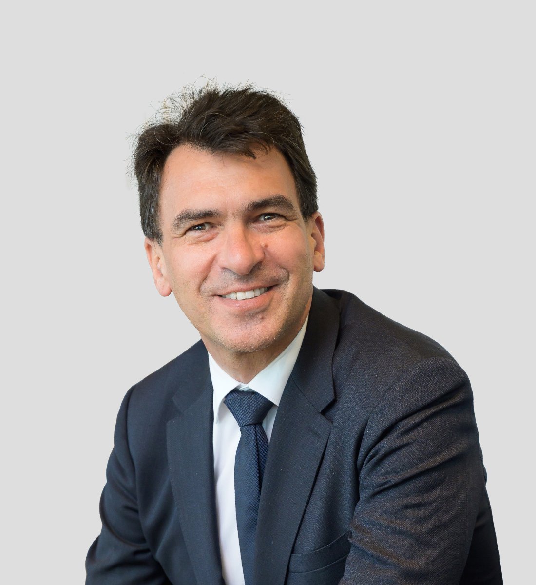 Nicolas Sekkaki 11x12 format portrait