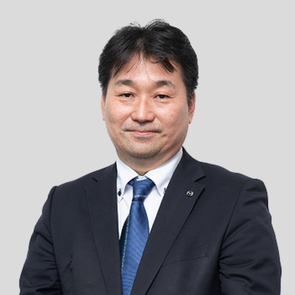 Businessman in formal suit with tie 
