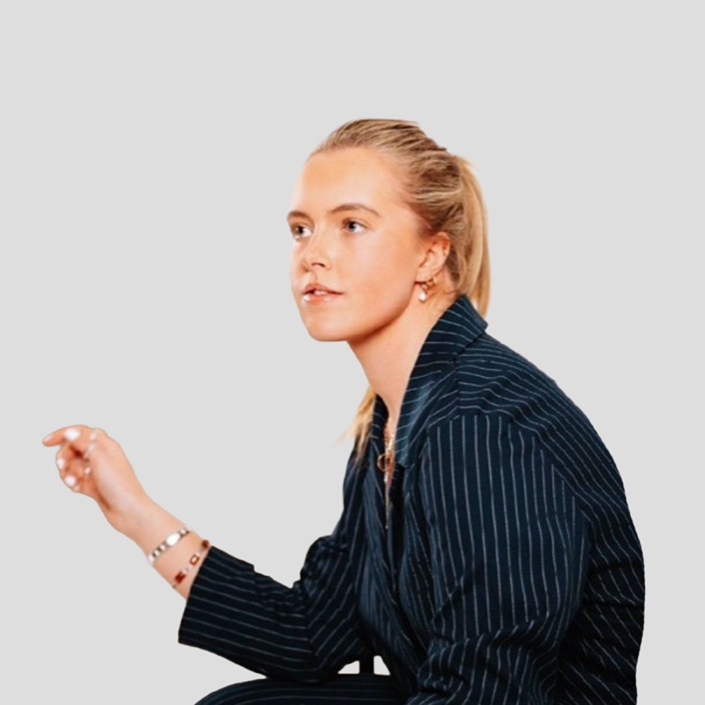 victoria robinson - 16x9 format