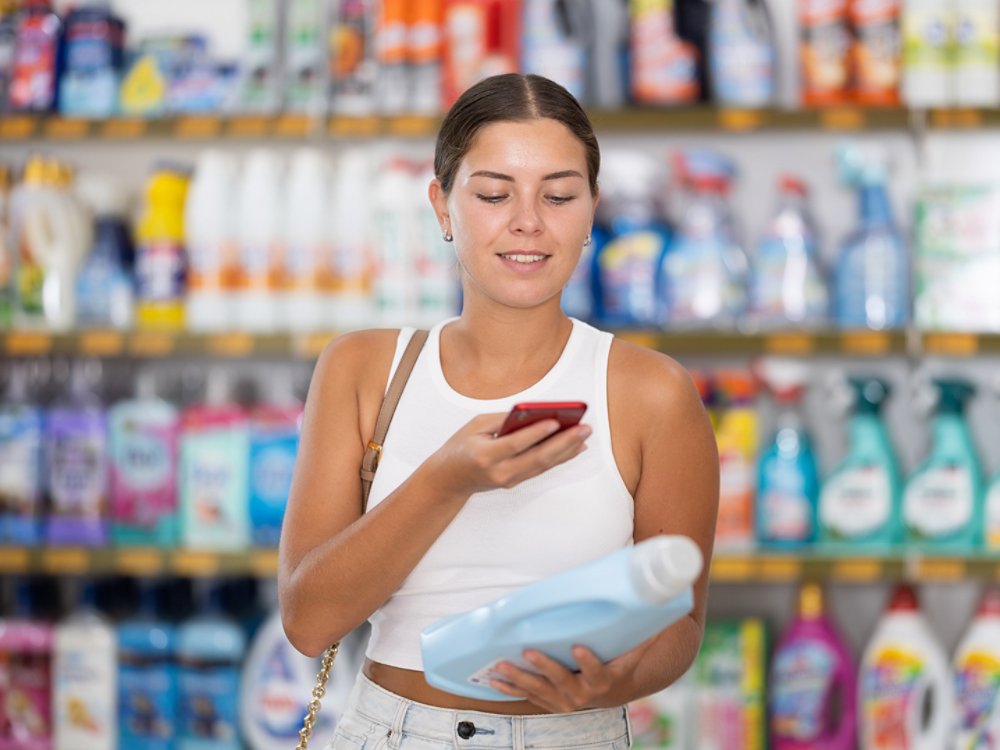 young woman scanning product 5