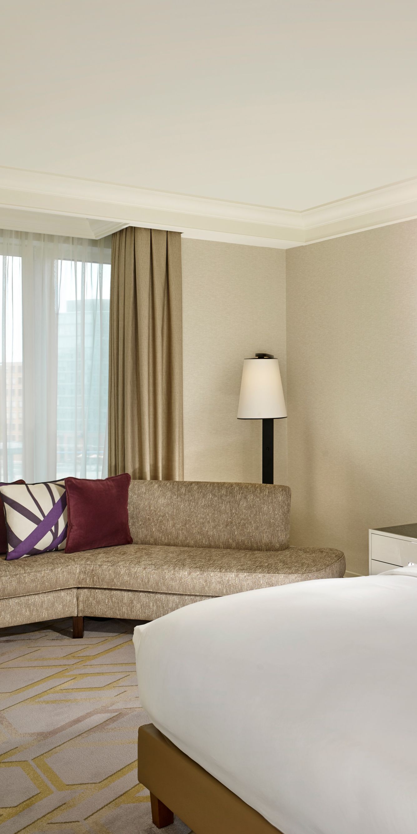 Luxury in Berlin The Berlin Ritz-Carlton, Hotel |