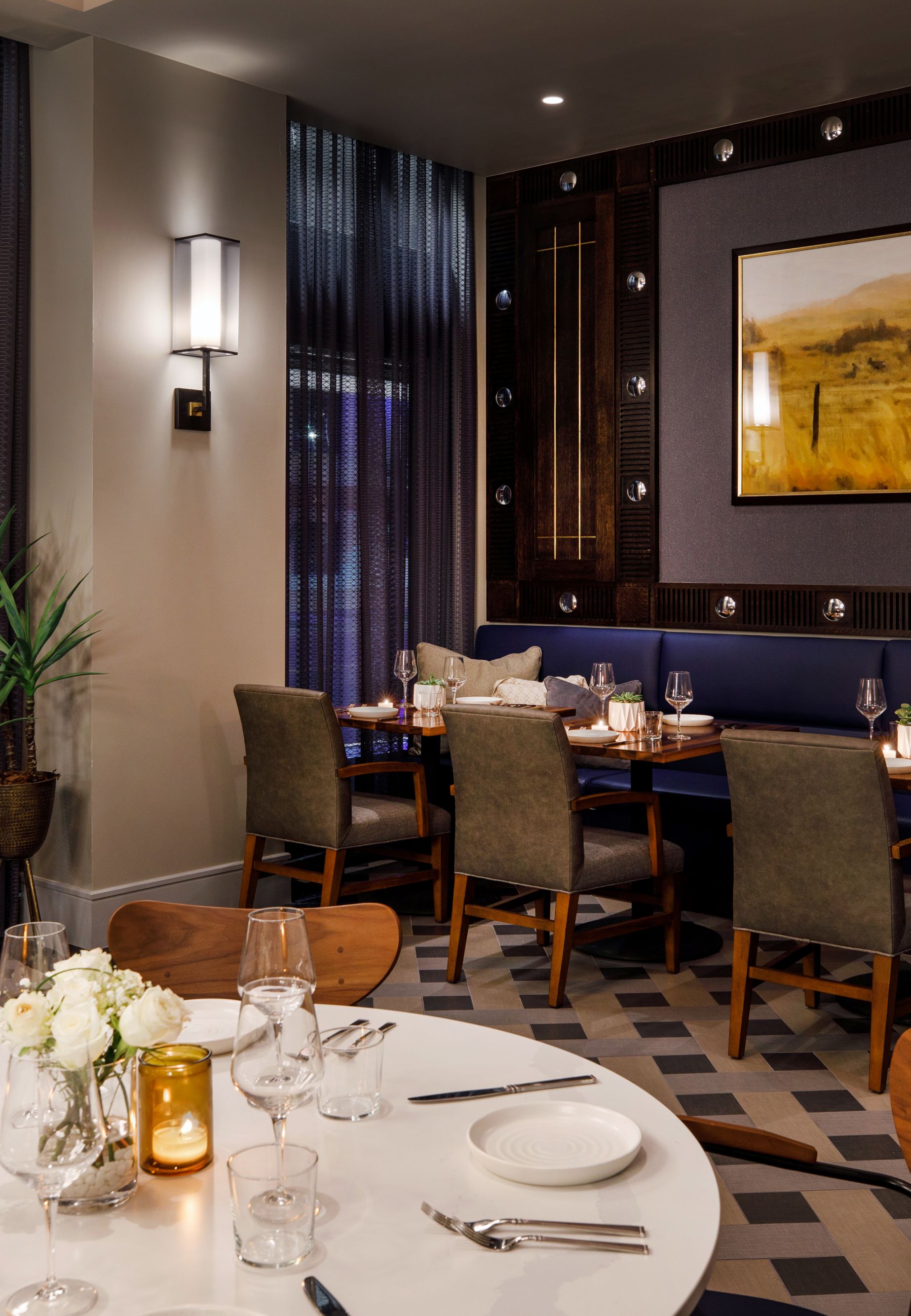 Toscana Dinner Booth